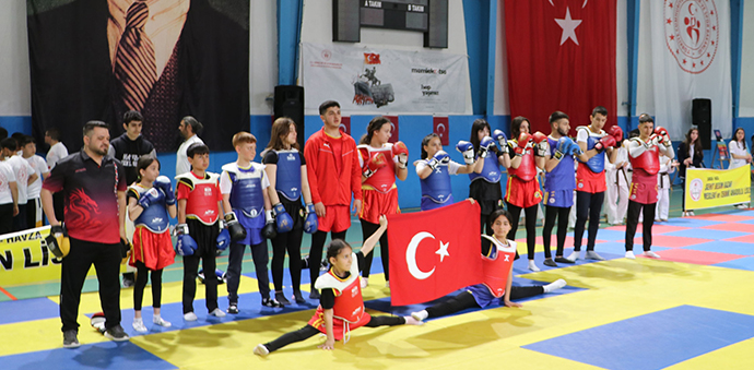 19 Mayıs Atatürk’ü Anma, Gençlik ve Spor Bayramı Havza’da kutlandı