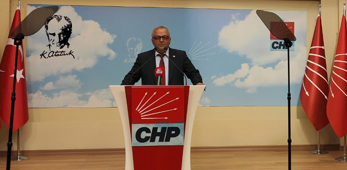 Halil Alkan, CHP İlçe Başkanlığından İstifa Etti