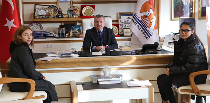 Havza Belediye Başkanı Özdemir Öğrenciler İle Röportaj Gerçekleştirdi