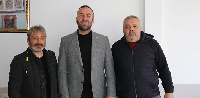 Havza Muhtarları Derneği Başkanı Şahin’den Gazetecilere Kutlama