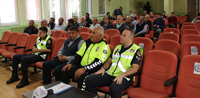 Havza'da Öğrenci Servis Sürücülerine Seminer