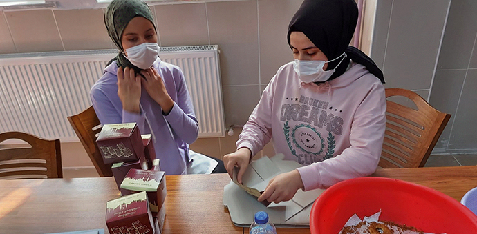 Havza’da Öğrencilerden Kandil Simidi