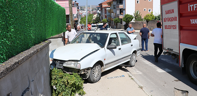Havza’da Trafik Kazası 1’i Bebek 3 Yaralı