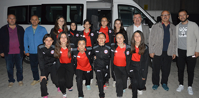Havzalı Kız Futsal Takımı Samsun’u Temsil İçin Mardin’e Gitti