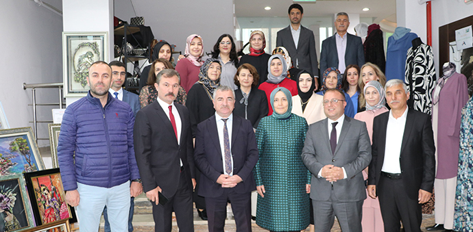 Hayat Boyu Öğrenme Haftası Kapsamında Sergi Düzenlendi