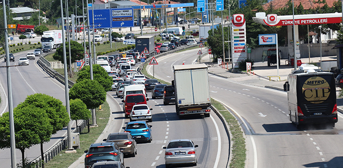 Karadeniz'in Giriş Kapısı Havza'da Trafik Durma Noktasına Geldi