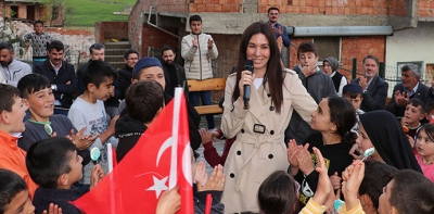 Çiğdem Karaaslan Havza’da Partililerle Buluştu