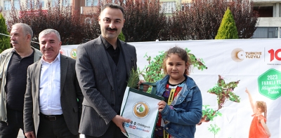 Havza’da Milli Ağaçlandırma Gününde 2023 Fidan Dağıtıldı
