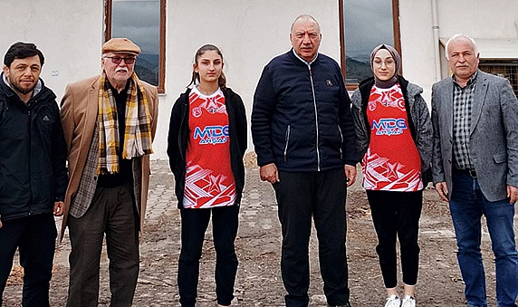 Milli Takım Seçmelerine Katılacak Havzalı Sporculardan Teşekkür Ziyaret