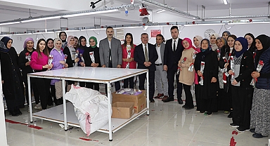 Havza Kaymakamı Ve Belediye Başkanından Çalışan Kadınlara Ziyaret