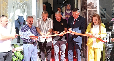 Havza Belediye Başkanı İkiz Şehit Yakınlarını Açılışta Yalnız Bırakmadı