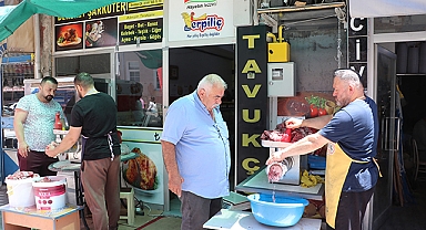 Kasap Ve Şarküterilerde Kıyma Mesaisi Devam Ediyor