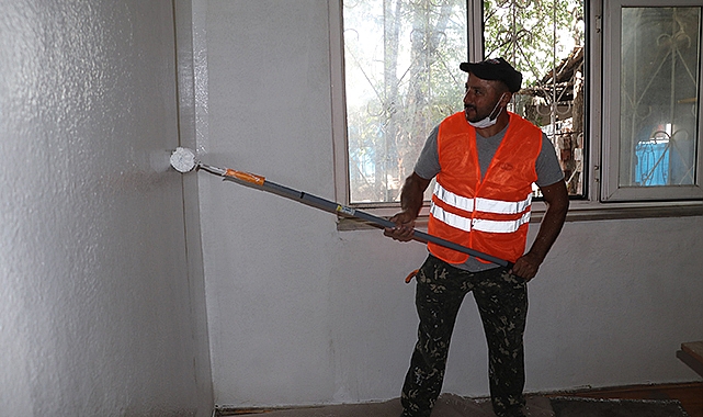Havza’da Boşaltılan Çöp Eve Havza Belediyesi Tarafından Bakım Yapıldı