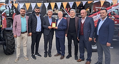 Havza Ziraat Odasından Kurt Ailesine Plaket Verildi