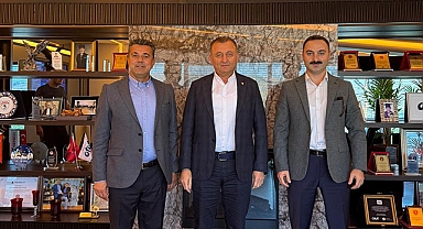 Kaymakam Ayvat OTAT Gıda'yı Ziyaret Etti