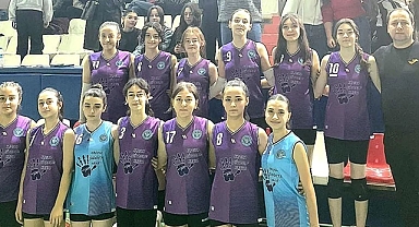 İlk Kıvılcım Havza Spor Küçük Kızlar Voleybol Takımı Evinde Galip