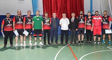 Turnuva Şampiyonu Havza Belediyesi