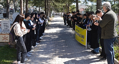 Havza 25 Mayıs Anadolu Lisesi Öğrencilerinden Şehitlik Ziyareti