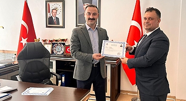 Havza İlçe Sağlık Müdürü Dr. Hakan Kursal, Başarı Belgesi ile Ödüllendirildi
