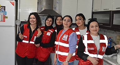 Havza’da Gençler Kimsesizlerin Kimsesi Oldu: “Kalbimiz Bir, Soframız Bir”
