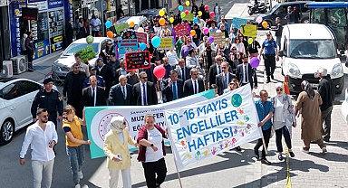 Havza'da Anlamlı Yürüyüş: Özel Öğrencilerden Toplumsal Farkındalık