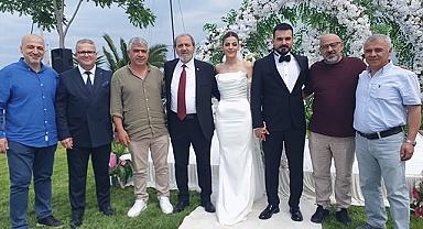 Akekin ve Karaoğlan Ailelerinin Mutlu Günü: Dr. Merve ile Mühendis Yiğit Hayatlarını Birleştirdi