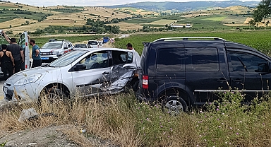 Havza'da Trafik Kazası: Otomobil ve Hafif Ticari Araç Çarpıştı, 2 Yaralı
