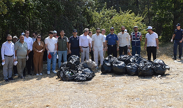 Havza’da Kılavuz Ormanında Temizlik Seferberliği