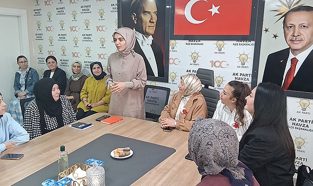 AK Parti Havza Kadın Kolları’ndan Mahalle Başkanlarıyla Toplantı