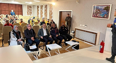 Sağlık Çalışanlarına, İtfaiyeden Yangınla Mücadele Eğitimi
