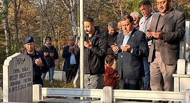 Havza'da Şehit Kabri Ziyareti: Dua ve Vefa Buluşması