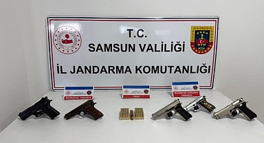 Samsun'da Ruhsatsız Silah Operasyonu: 5 Gözaltı, 5 Tabanca Ele Geçirildi