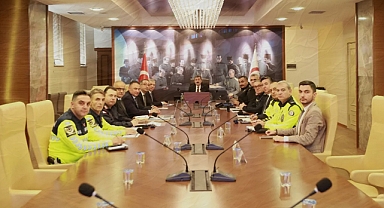 Samsun'da Tüm İlçelerde Trafik Levhaları Sadeleşiyor ve Standartlaşıyor