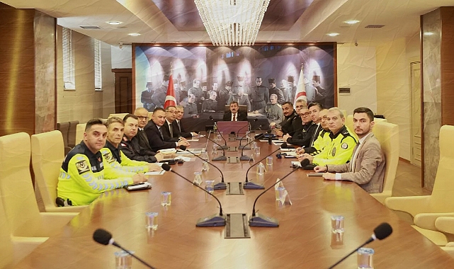 Samsun'da Tüm İlçelerde Trafik Levhaları Sadeleşiyor ve Standartlaşıyor