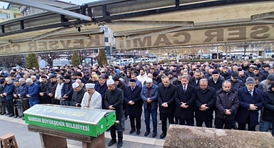 Eski Meclis Üyesi Şakir Alparslan Dualarla Uğurlandı