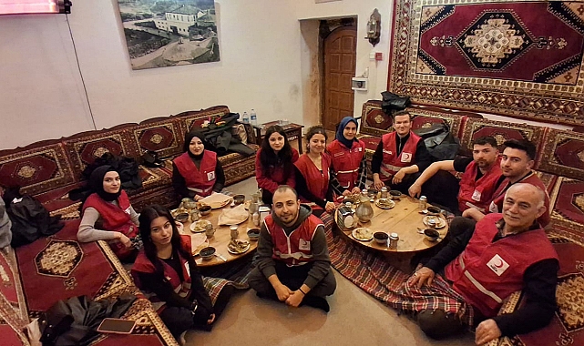 Havza Genç Kızılay'dan Birlik Mesajı: Tirit Sofrası