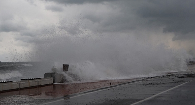 Samsun’da Fırtına Alarmı! Motokuryelere Yasak mı Geliyor?