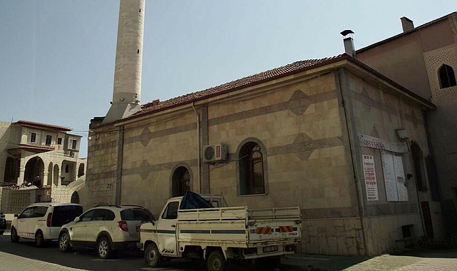 Aksu Camiinde Hatimle Teravih Namazı Kılınıyor