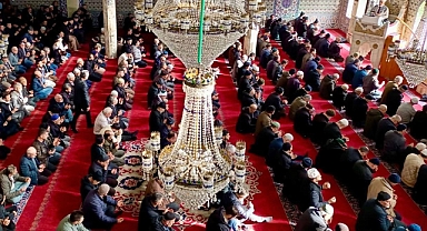 Havza’da 6 Şubat Unutulmadı: Dualar Deprem Şehitleri İçin Yükseldi