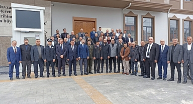 Havza’da Protokol Vatandaşla Kucaklaştı