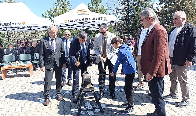 Nevruz Ateşi Vakıfbank Atatürk Ortaokulu’nda Yükseldi