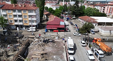 Havza'da dere üstündeki iş yerleri için yıkım kararı