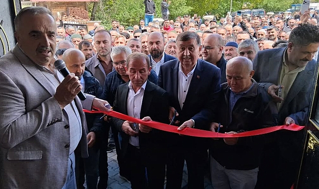 Havza'da Erikbelen Hacı Nazım Efendi Camisi Dualarla Açıldı