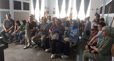 Emine - Cemal Gürpınar Bilim, Kültür Ve Sanat Atölyesi’nde Yıl Sonu Konseri