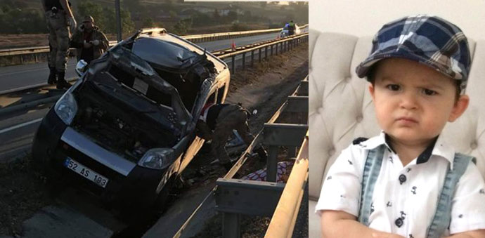 Havza'da Trafik Kazası Anne ve Oğlu Vefat Etti