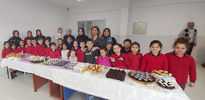 25 Mayıslı Yardımsever Yürekler 4. Kermeslerini Düzenledi