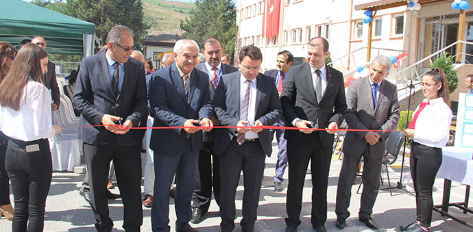 4006 TÜBİTAK Bilim Fuarı Açıldı
