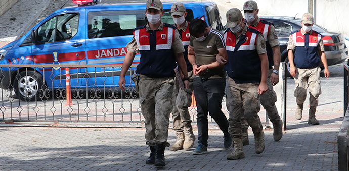 5 ayrı suçtan cezası bulunan şahıs jandarmanın düzenlediği operasyon ile yakalandı