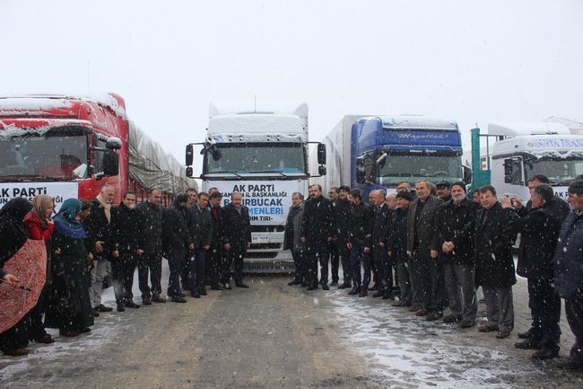 Ak Parti Samsun İl Başkanlığından Bayır Bucak Türkmenlerine Yardım