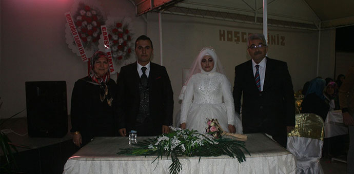 AKDOĞAN VE DİNÇER AİLESİNİN MUTLU GÜNLERİ